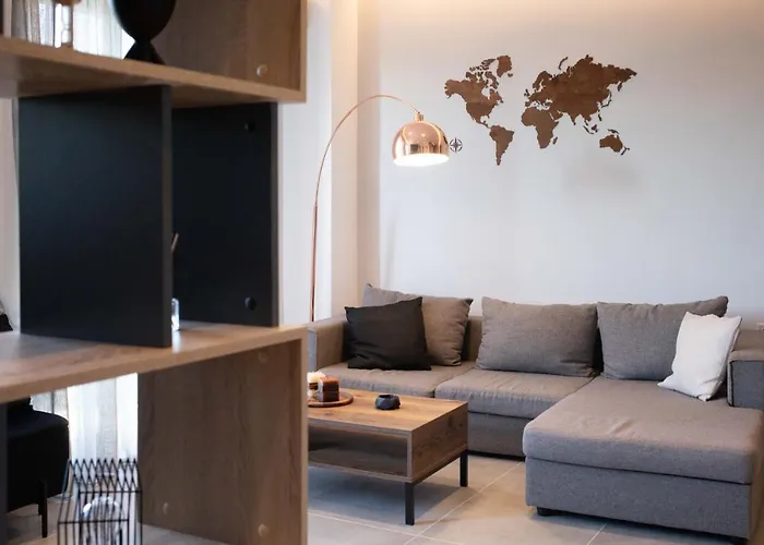 Live The Local Life , Old Town 코스 타운