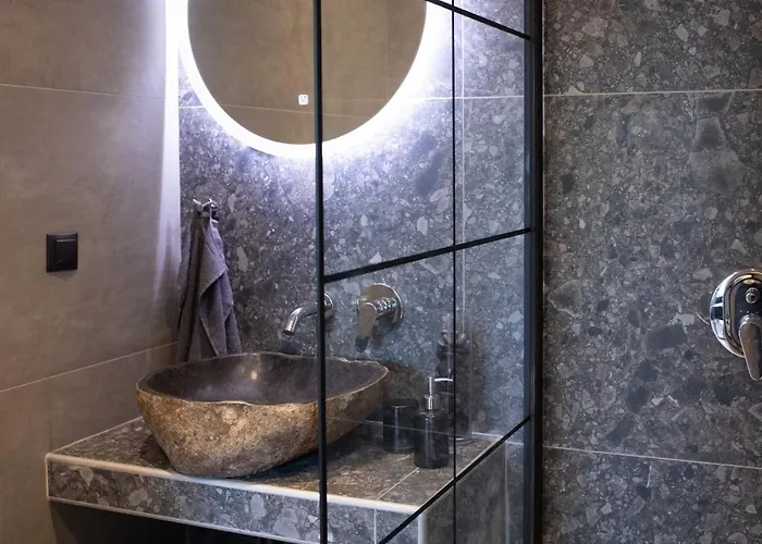 Live The Local Life , Old Town 코스 타운