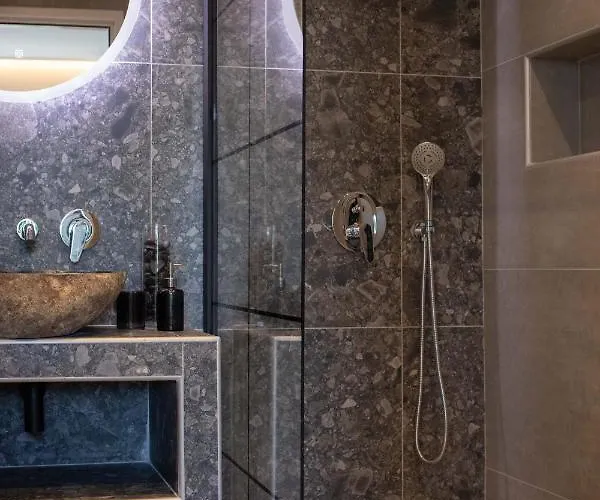 Live The Local Life , Old Town 아파트