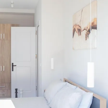 Live The Local Life , Old Town Apartment